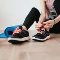 workout-shoes-woman
