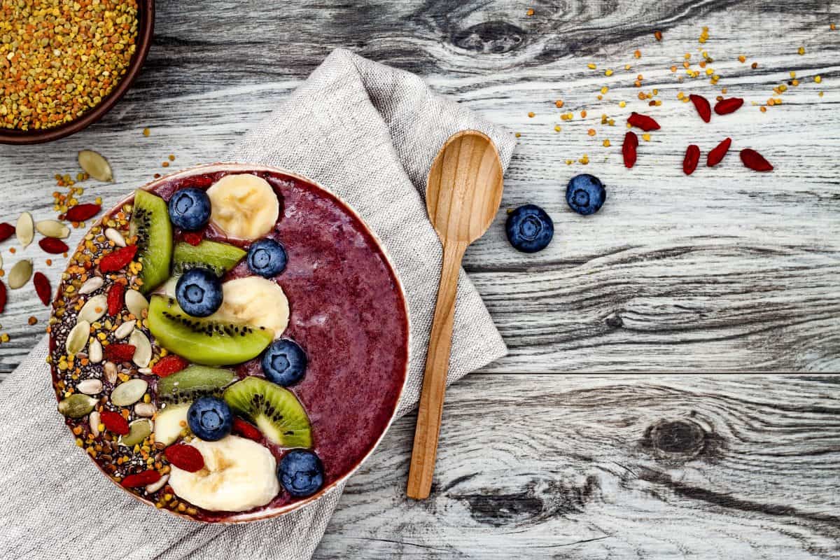 Risky or Healthy? Is It Safe to Eat Acai During Pregnancy? • Mama Bean