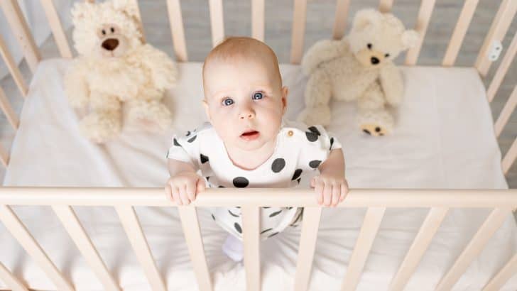 Getting a Newborn to Sleep in a Bassinet: 11 Life-Saving Tips