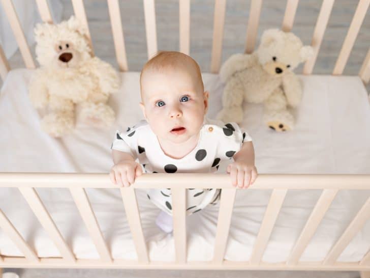 Getting a Newborn to Sleep in a Bassinet: 11 Life-Saving Tips