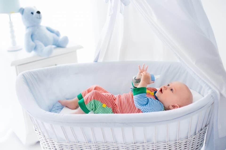 Getting a Newborn to Sleep in a Bassinet: 11 Life-Saving Tips