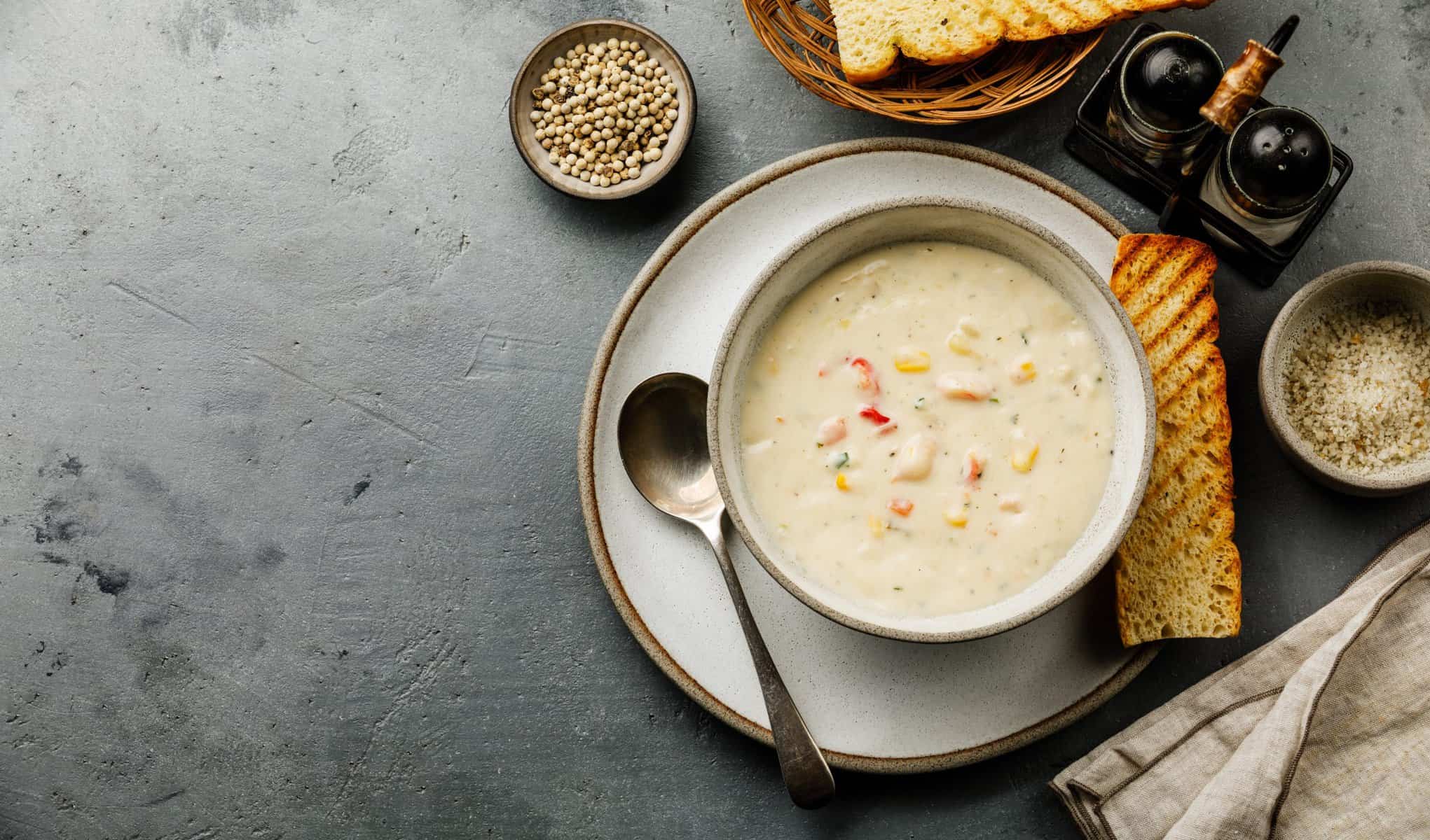 is-it-okay-to-eat-clam-chowder-during-pregnancy-mama-bean-parenting