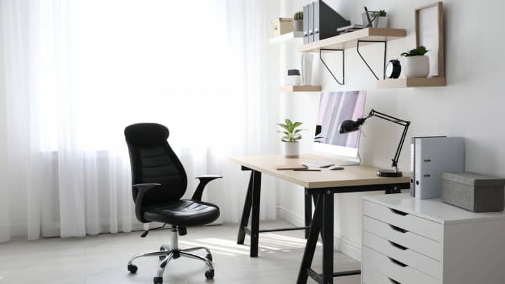 Finding the Best Office Chair for Pregnancy: All-In-One Guide