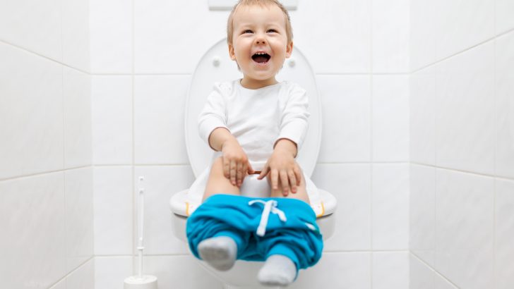 What to Do When Breastfed Baby Poop Smells Like Rotten Eggs?