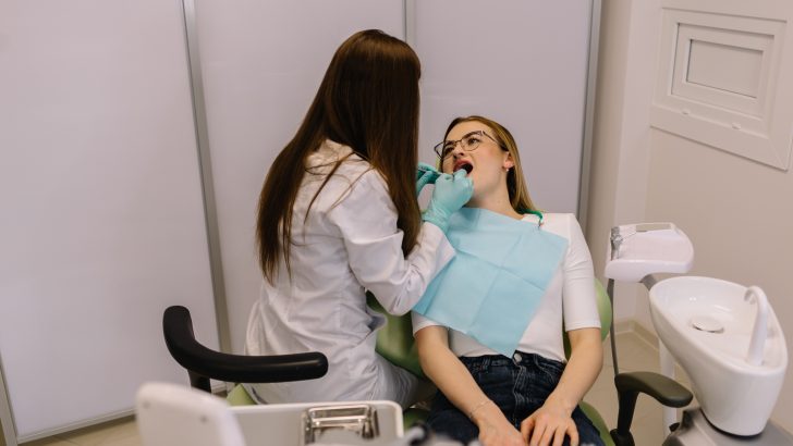 7 Ways to Stop Bad Breath ASAP, According to a Dentist