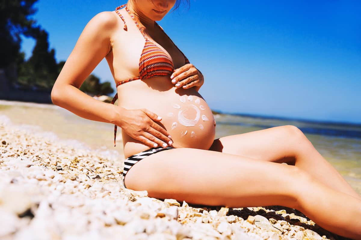 pros-and-cons-of-tanning-while-pregnant