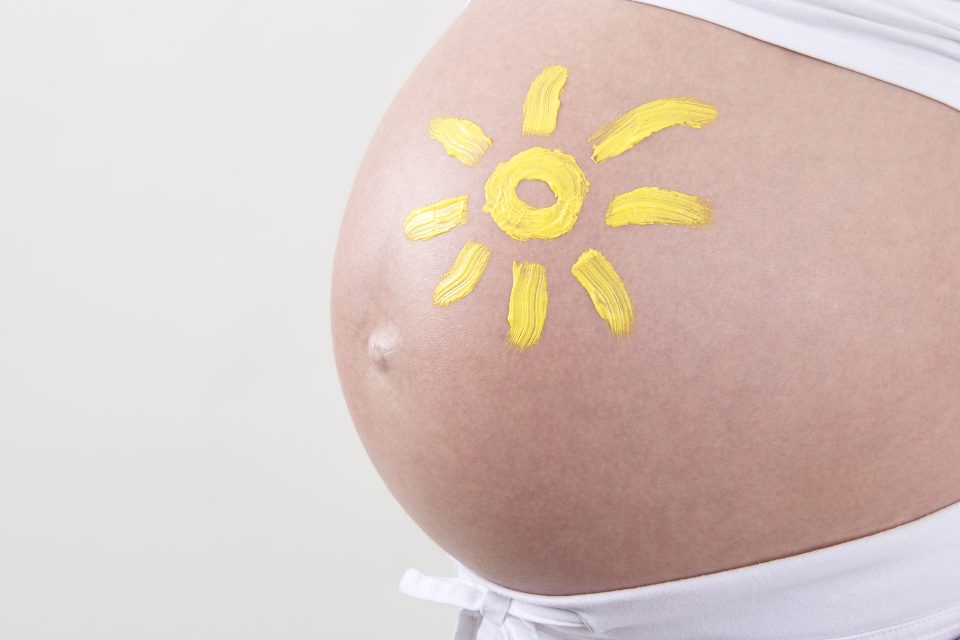 Pros And Cons Of Tanning While Pregnant