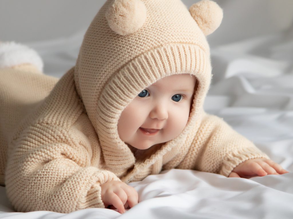 how-to-keep-baby-hands-warm-at-night