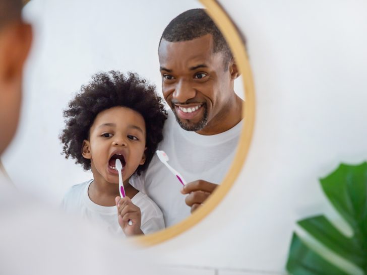 How to Brush Toddler Teeth