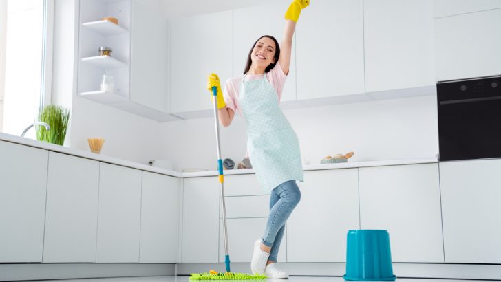 7 Cleaning Habits My Mother Has Followed for Decades That Actually Work