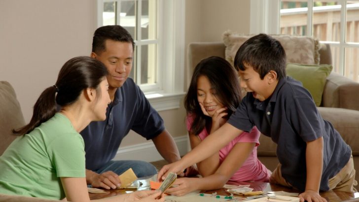 Family Bonding: 8 Simple Ways to Connect and Have Fun Together