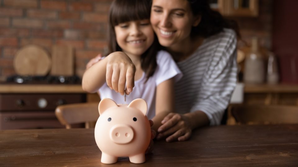 If You Grew Up Struggling You Probably Avoid These 8 Money Traps Too