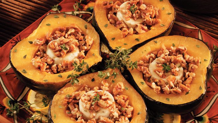 Maple Pecan Goat Cheese Roasted Acorn Squash – A Sweet and Savory Fall Delight