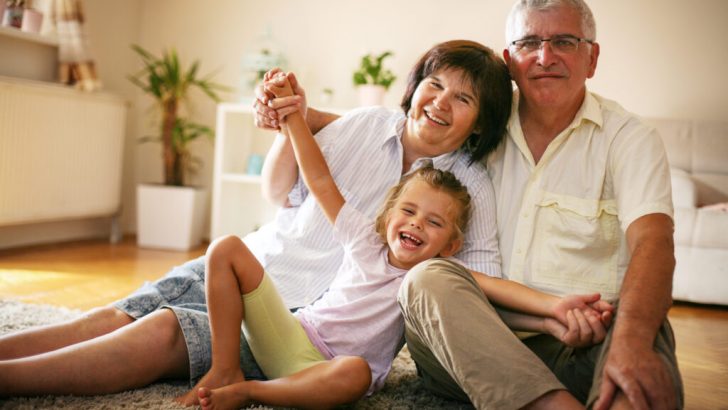 8 Biggest Mistakes That Grandparents Constantly Make