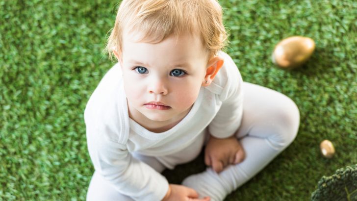 17 Beautiful Gender-Neutral Baby Names That Fit Any Personality