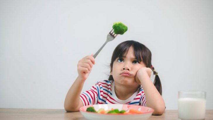 Picky Eating in Kids and 12 Ways To Stop It Fast