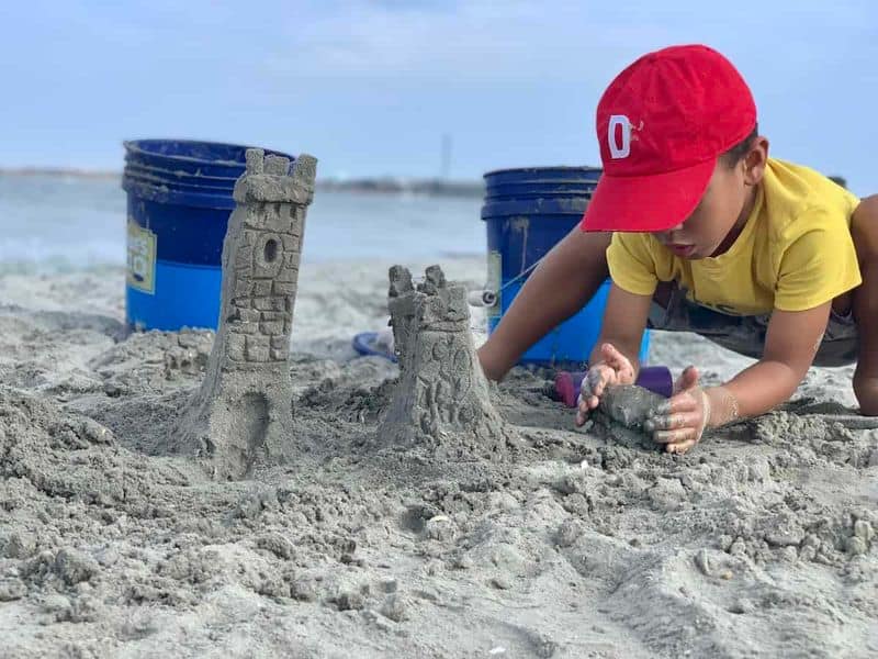 Crafting Elaborate Sandcastles