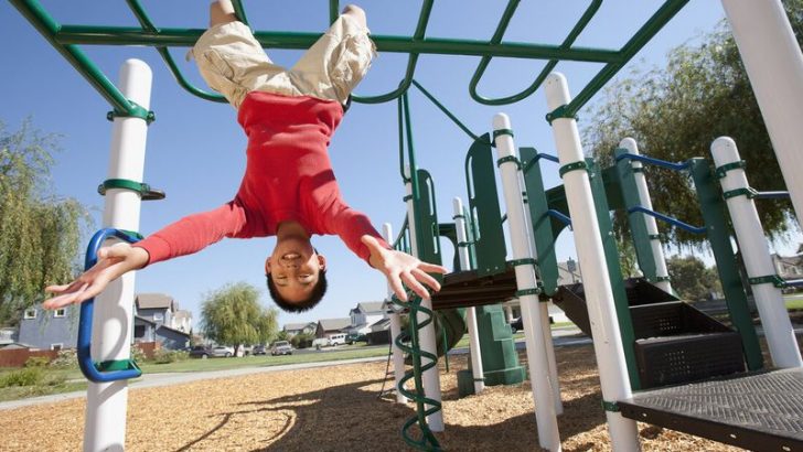 11 Dangerous Playground Relics from the Past That Make Us Wonder How We Survived