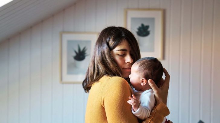 10 Honest Tips on How to Survive the First Year of Motherhood