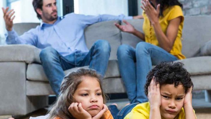 12 Red Flags That Indicate You Grew Up in a Dysfunctional Family