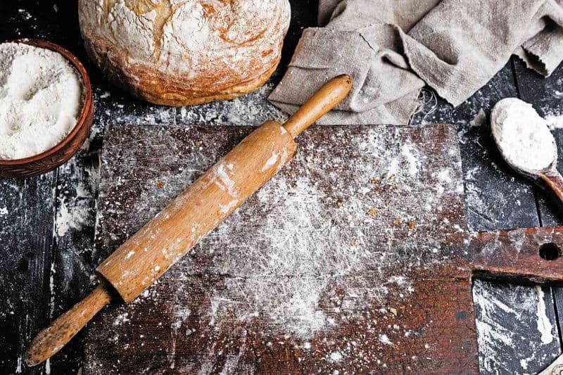 Flour as a Polisher