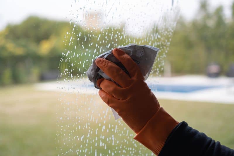 Newspaper Window Cleaning