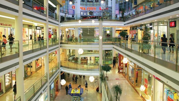12 Shopping Mall Staples From Your Youth That No Longer Exist