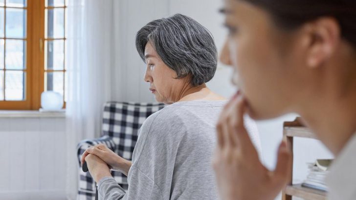 5 Signs An Adult Child May No Longer Love Their Parents