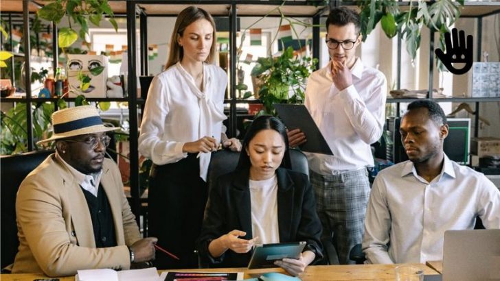 6 Bad Management Behaviors That Scare Away Employees Eventually