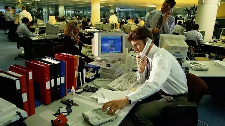 9 Reasons Why We Should Work Like We Used To In the ‘90s
