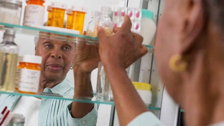 12 Common Medications That Silently Damage Your Gut Microbiome Over Time