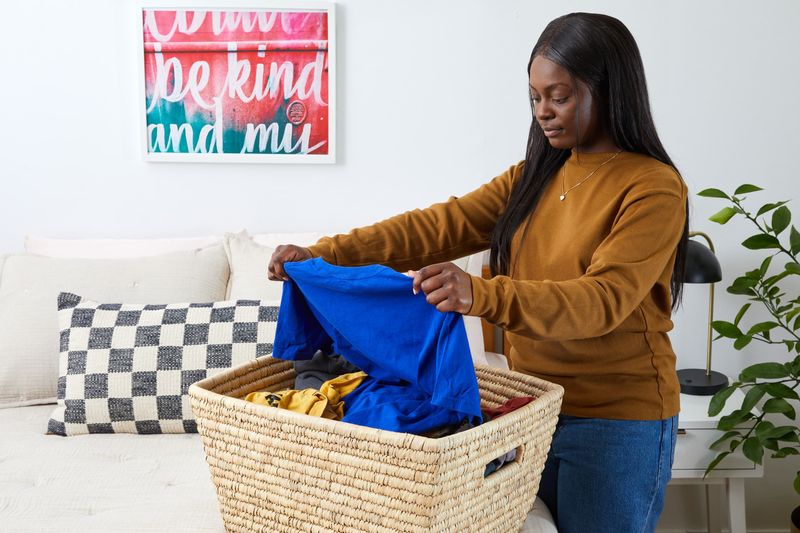 Sort Laundry