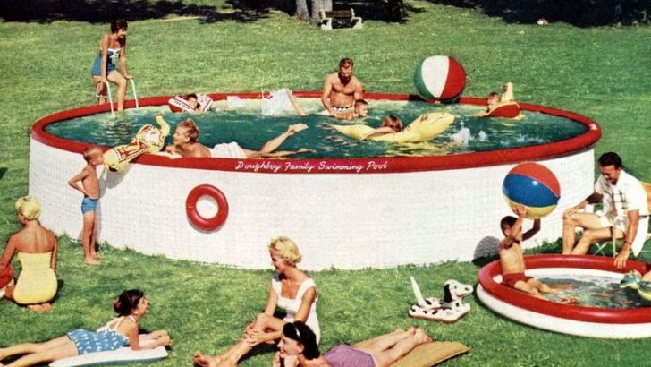 12 Places Families Used To Hang Out That Have Disappeared