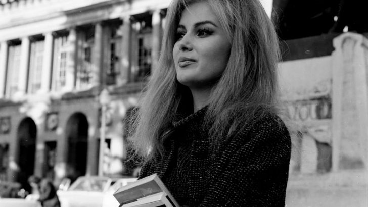7 Actresses from the ’60s We Recognize But Can’t Remember Their Names