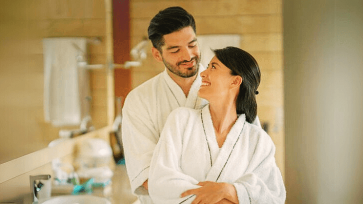 9 Things Couples Who Stay Married 50+ Years Do in the Bathroom That Others Don’t