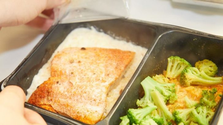 17 Foods Full Of Plastic You Should Stop Eating Because They Are Linked To Cancer