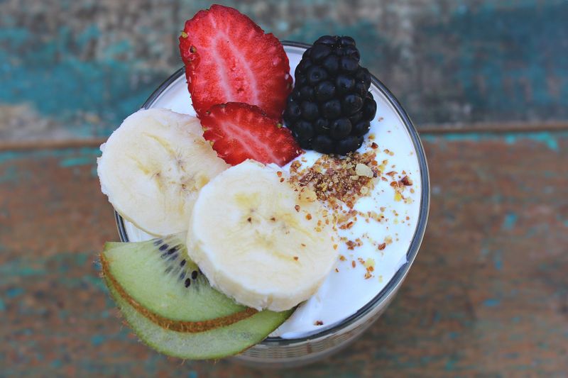Greek Yogurt with Flaxseeds and Fruits