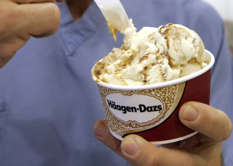 Haagen-Dazs Black Walnut Ice Cream