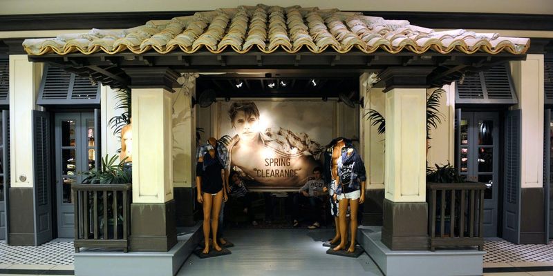 Hollister
