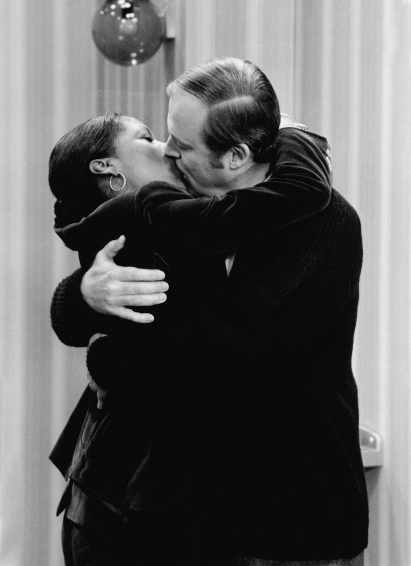 Interracial Kiss on The Jeffersons