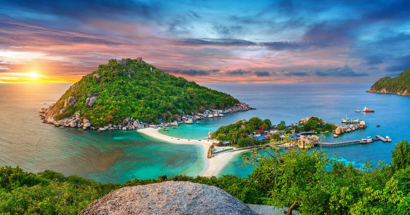 Island Hopping in Thailand