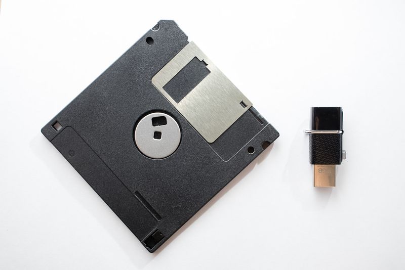 Phrase: Floppy disk