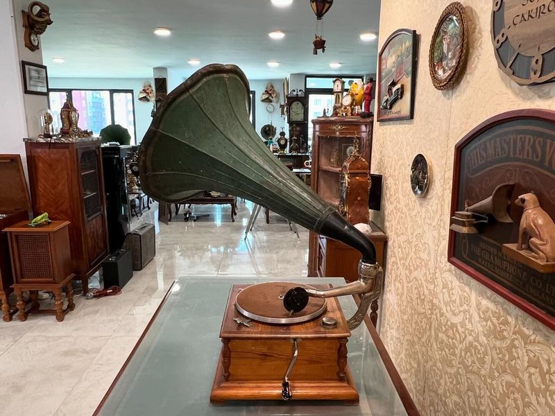 Gramophone