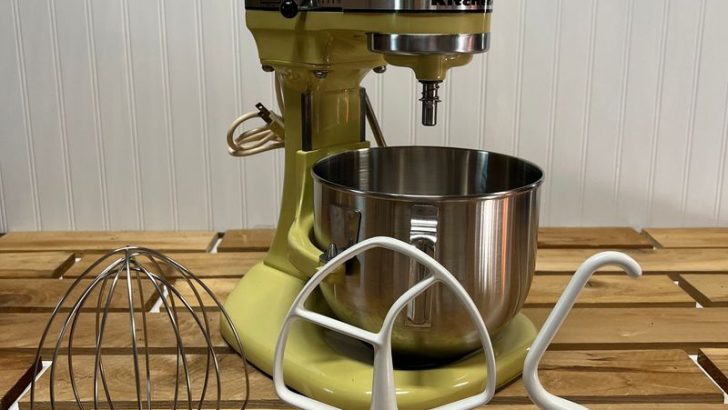 12 Old School Home Gadgets That Set New Standards in 1970s Households