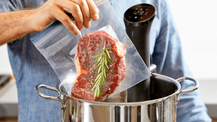 6 Hidden Restaurant Secrets That Explain Why Some Meals Taste Better Than Home Cooking