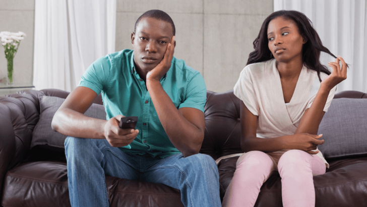 12 Disrespectful Relationship Habits That Are Never Okay