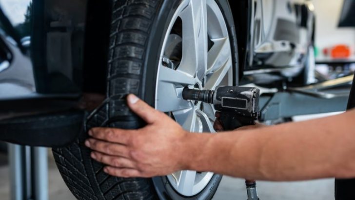 8 Car Maintenance Tasks Mechanics Do For Free But Charge You $200 For