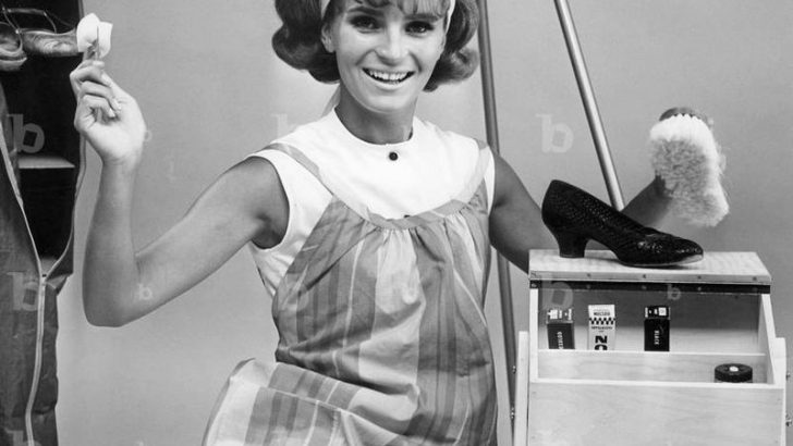 15 Things All Stay-At-Home Moms From 1965 Were Expected to Finish Before 10 am