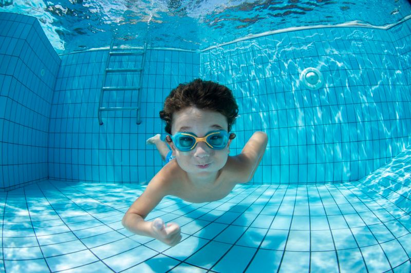 You can't swim after eating
