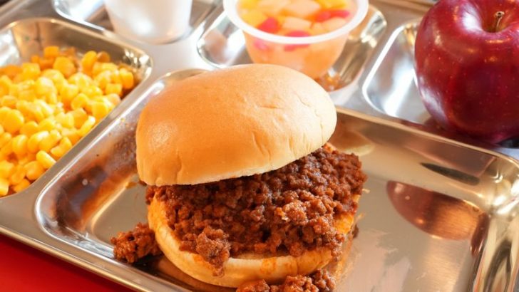 12 Foods From School Cafeterias in the ’80s That Are Now Banned